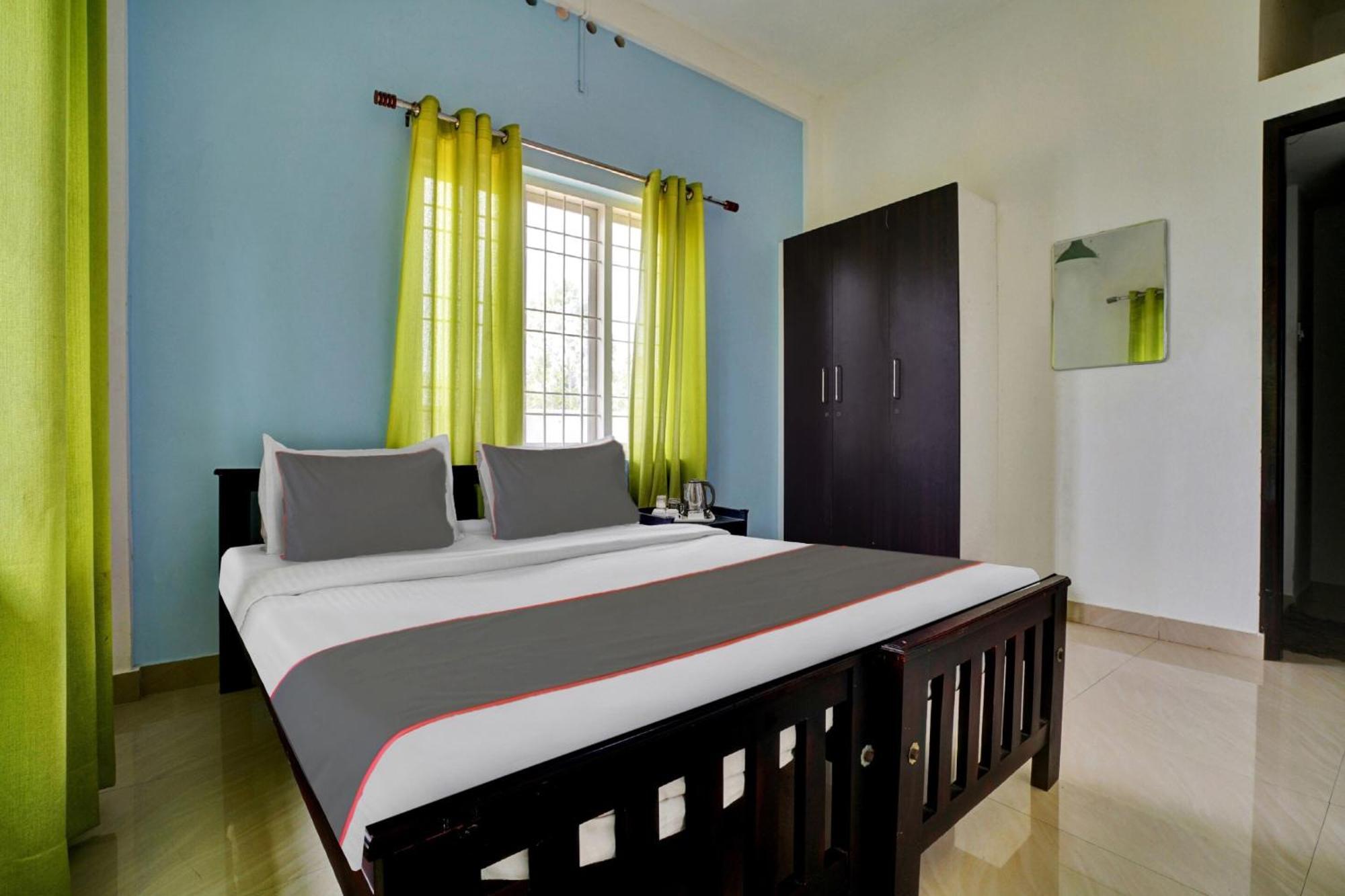 Collection O 81026 Suqoon Premium Stays Kochi Exterior foto
