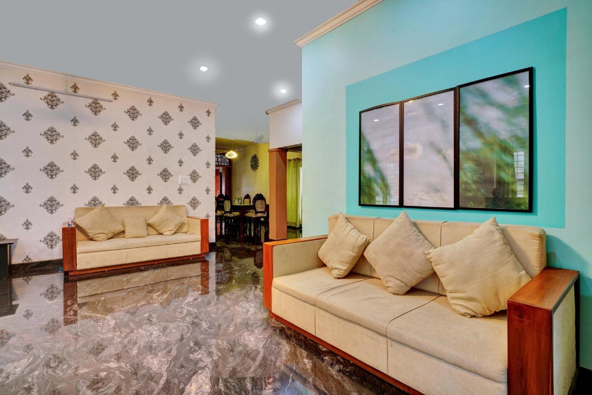 Collection O 81026 Suqoon Premium Stays Kochi Exterior foto